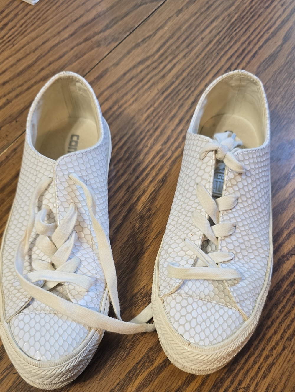 Converse Chuck Taylor Snakeskin Print Women's White Lace-Up Platform Sneakers